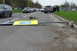 Kaune – įspūdingas BMW skrydis ir bėglio gaudynės