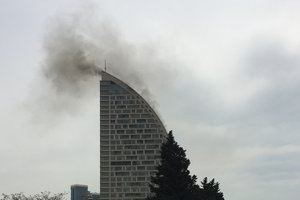 Vėl užsiliepsnojo Donaldo Trumpo vardo dangoraižis, nukentėjo vienas žmogus