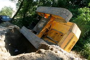 Žemaitijoje tranšėją kasusį vyrą užvertė žemės