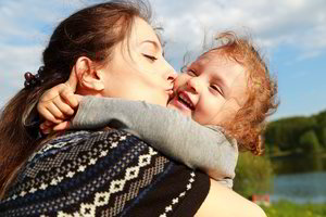 Paprastas žaidimas, padedantis tėvams sustiprinti ryšį su vaiku