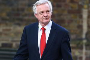 D. Davisas: Po „Brexit“ Britanijos ryšiai su ES galėtų būti panašūs į Ukrainos