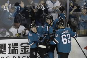 „Sharks“ ledo ritulininkai išlygino NHL Vakarų konferencijos pusfinalio serijos rezultatą 