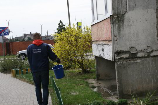 Marijampoliečiai pasišlykštėję – vandenyje yra lervų, o juos ragina jį gerti