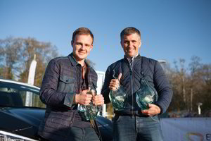 Nerijus Dagilis ir Marius Slaboševičius laimėjo elektromobilių lenktynes