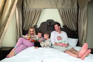 Tris sūnus auginanti G. Songailė pasakė, kaip stiprinti ryšį su atžalomis