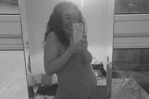 Sesers kūdikio besilaukianti moteris: „Laimė persveria skausmą“