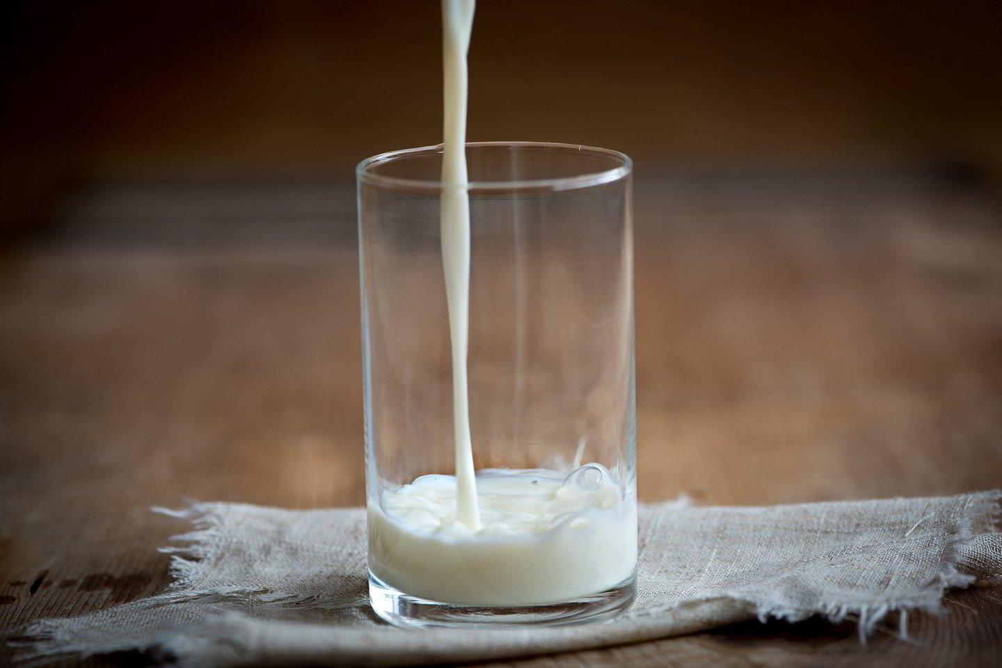 Pieno baltymai pasižymi didele biologine verte ir labai gerai subalansuotomis aminorūgštimis.<br> „Maximos“ nuotr. 