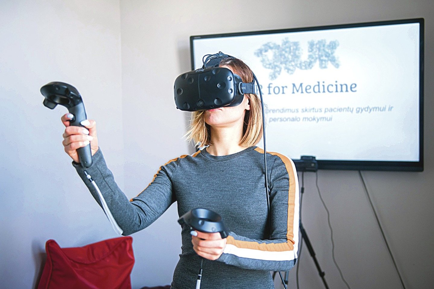 Virtualios terapijos seansus galima rengti ne tiktai gydytojo kabinete, bet ir paciento namuose.<br>D.Umbraso nuotr.