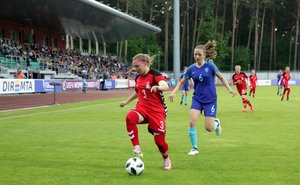 Tiesiog patrankų mėsa: per čempionatą Alytuje Lietuvos merginų rinktinę sumalė net 9:0