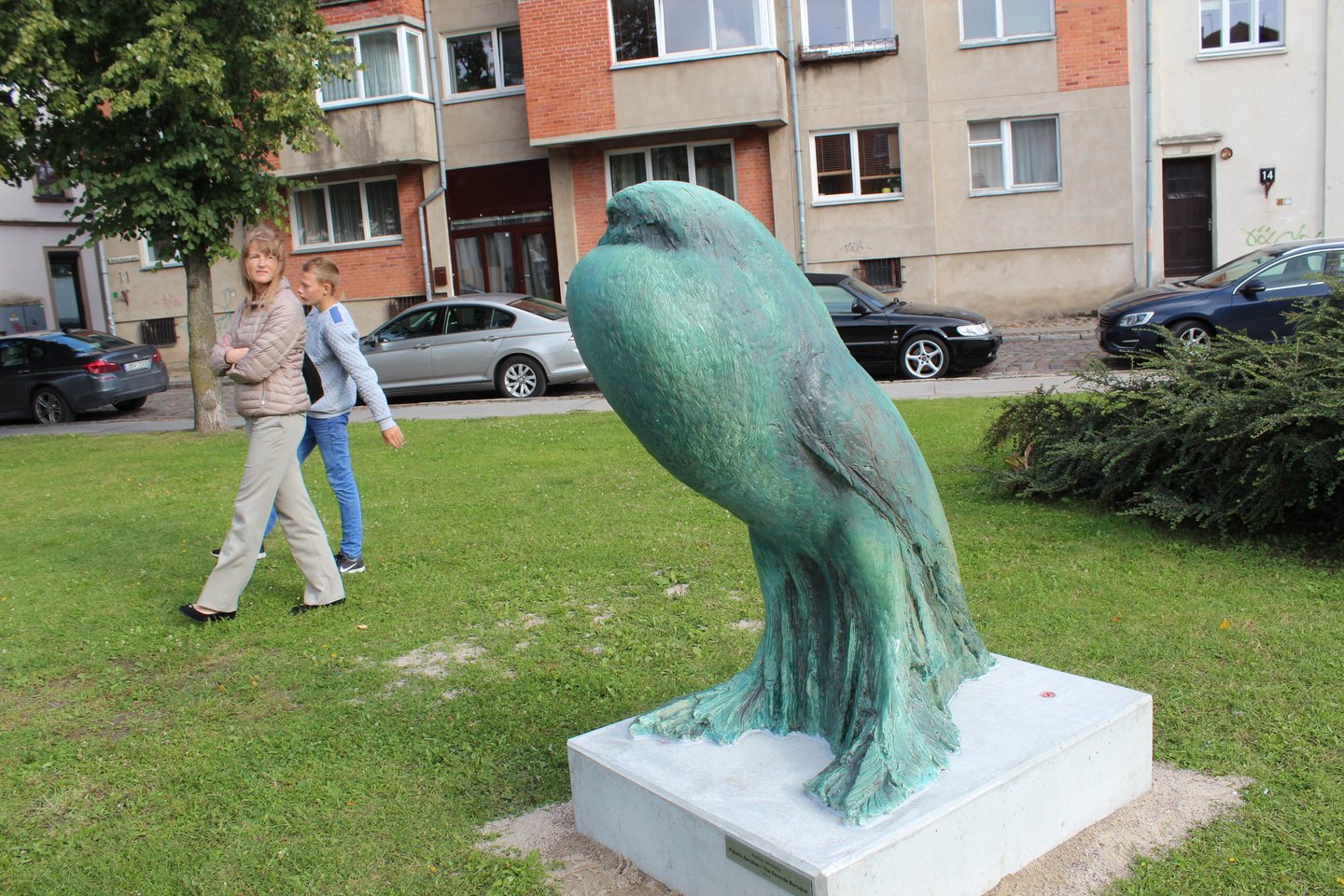  A.Janušonio skulptūra uostamiesčio aikštėje.<br> G.Pilaičio nuotr.