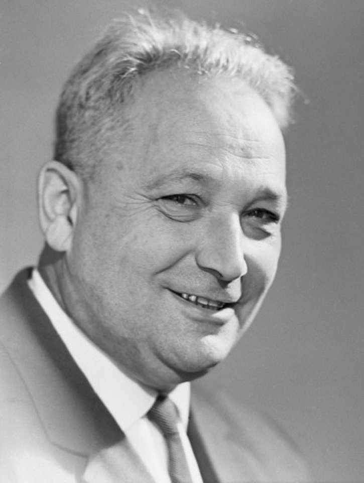  A.Pečerskis  1965 m.