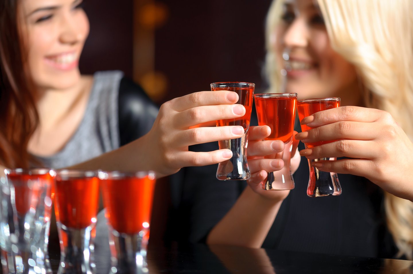  Duomenys patvirtino prieš keletą metų sociologų pastebėtą tendenciją: visuomenė pamažu sukasi nuo alkoholio.<br> 123RF nuotr.