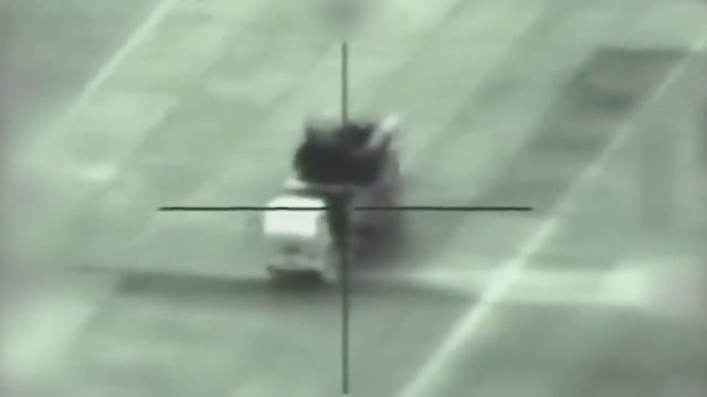 Ant raketos sumontuota kamera nufilmavo kvapą gniaužiančią Izraelio ataką