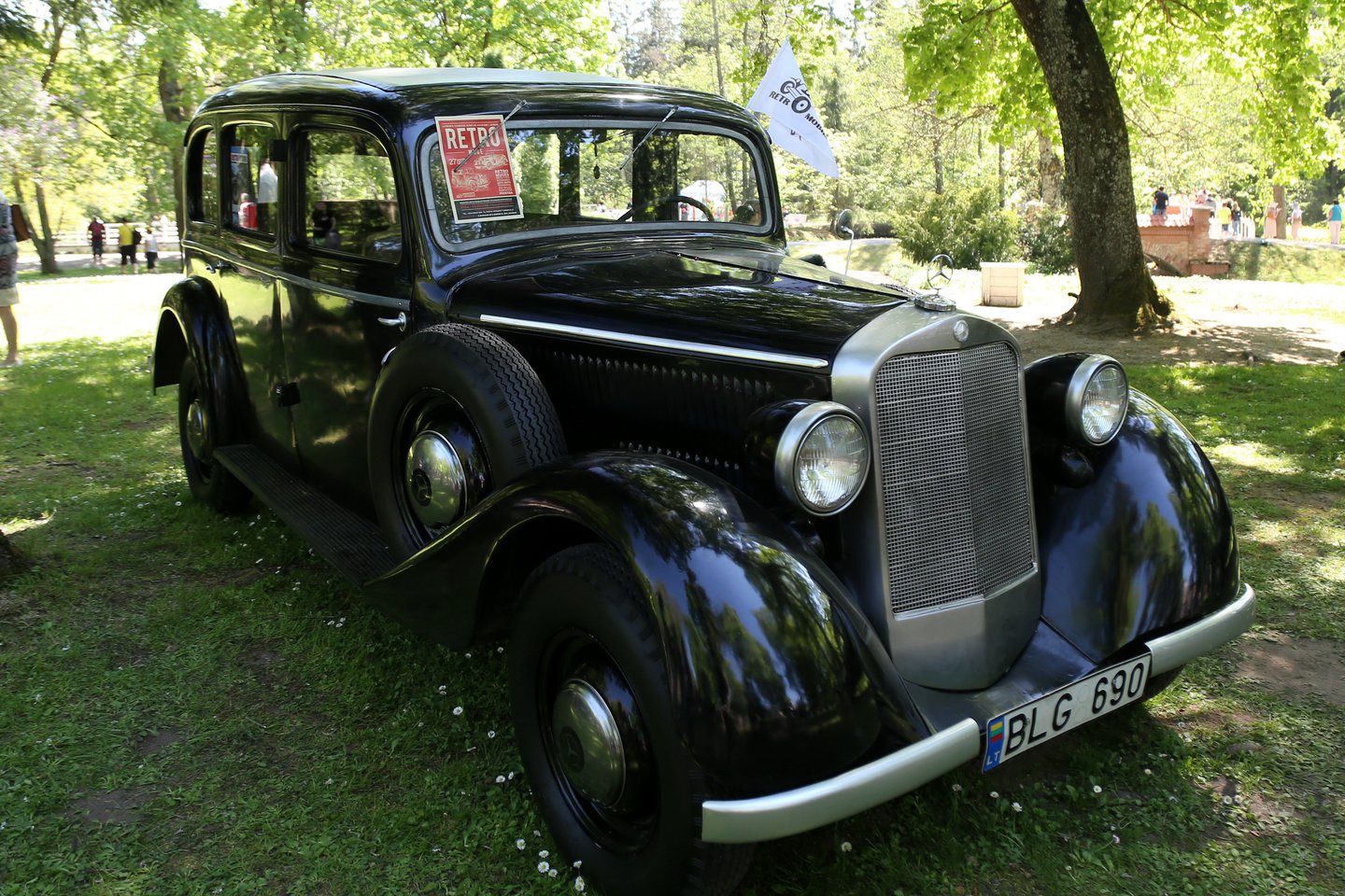  Parko teritorijoje buvo demonstruojami restauruoti senoviniai automobiliai.<br> R.Vitkaus nuotr.