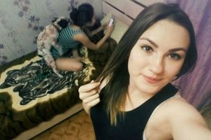 Priklausomybė nuo asmenukių: ir baisu, ir juokinga