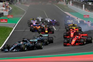 „Formulės-1“ Ispanijos GP – didžiulė avarija ir apmaudi „Ferrari“ klaida