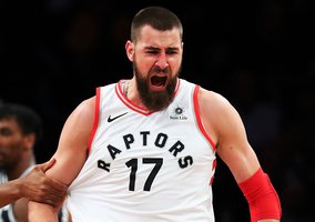 Lietuvos sporto savaitė. Ankstyvos J.Valančiūno atostogos ir kovos šalies pirmenybėse