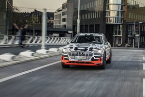 „Audi“ atskleidė ambicingus planus: po naują modelį kas tris savaites