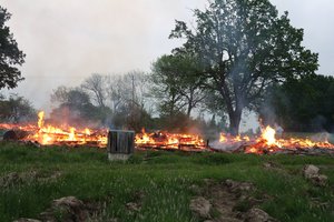 Sudėtingas gaisras Ignalinos r.: degė 6 pastatai