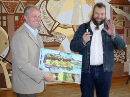 Pensiono galeriją neįgalieji saugo kaip savo akį