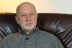 Garsaus fotomenininko drama: iš jūros skęstančios žmonos išgelbėti nebespėjo