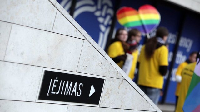 Lietuvos gėjų lyga beda pirštu į mokyklas: „Situacija yra kritiškai bloga“