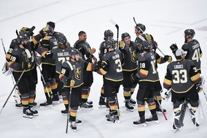 „Golden Knights“ ledo ritulininkai Vakarų konferencijos finalo serijoje išsiveržė į priekį