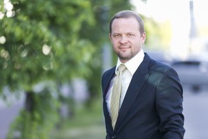 Viską praradusiam vilniečiui verslininkui atsitiesti padėjo senukai