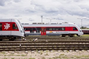 Pajūrį kviečia pasiekti traukiniu: startuoja vasariški atostogų maršrutai