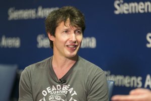 Į Vilnių koncertuoti atvykęs Jamesas Bluntas: „Laukiu, kada mane pakvies į „Euroviziją“