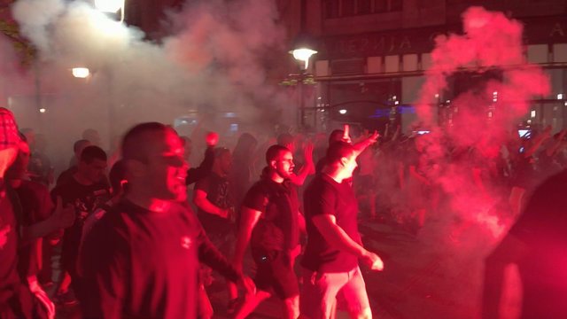 Belgrado gatves užplūdo „Crvena Zvezda“ sirgaliai