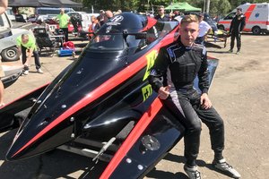 Edgaras Riabko Kaune išbandė F2 vandens formulę