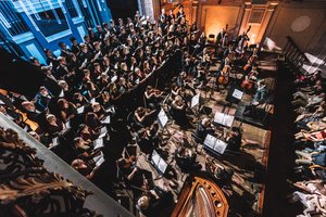 Choras „Bel Canto“ su bičiuliais užbūrė publiką šiuolaikinėmis mišiomis