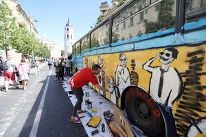 Vilnius atsisveikino su net 1,5 mln. kilometrų nuvažiavusiu autobusu