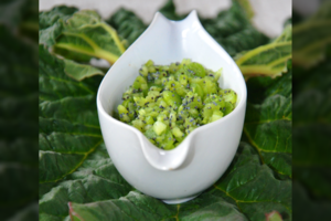 Vitaminų užtaisas žiemai: kivius primenantys šaldyti rabarbarai