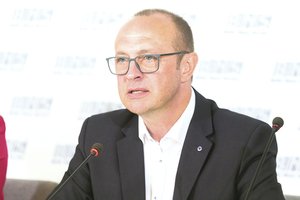 Nesibaigiantys skundai — ir su „tulpių pašto“ antspaudu