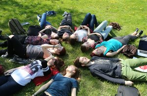 Darbdaviai nusitaikė į tokius žmones: jie dirba, kad išgyventų