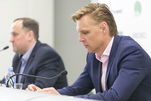 Futbolo rinktinėje – galvosūkiai: planus sujaukė atostogos, bet pakišo naujų minčių