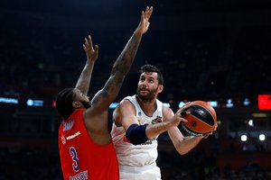 Permainos prasideda: CSKA tarė „sudie“ pirmajam komandos nariui