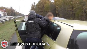 Trys klaipėdiečiai nubausti už narkotikų prekybą – du iš jų savo dienas leis nelaisvėje