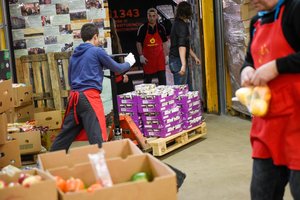  Labdarai bus galima atiduoti daugiau produktų