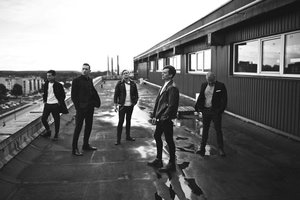 „Colours of Bubbles“ išleidžia remiksų albumą