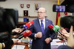 Reitingų viršūnėje atsidūręs V. Matijošaitis – apie keistą jausmą ir bučinį prezidentei