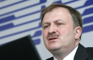 Paslėpta pensijų reformos „smulkmena“: riestainis – „Sodrai“, skylė – gyventojams?