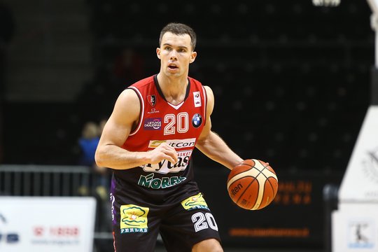 Jimmy Baronas sugrįžta į krepšinio aikštę 