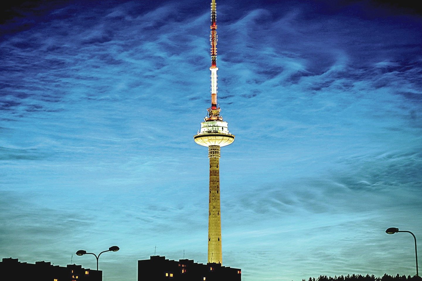 Vilniaus TV bokštas pagal aukštį yra aštuntas Europoje televizijos bokštas.<br>V.Ščiavinsko nuotr. ir vizualizacijos