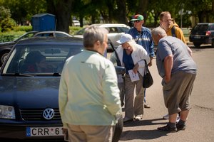 Pajūryje jau vyksta medžioklė, bet bobutės susidūrė su rimta problema 