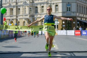 Pusės maratono bėgime Vilniuje – M. Viršilo ir L. Kančytės pergalės