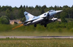 NATO raginama numatyti kolektyvinį atsaką hibridinės atakos atveju