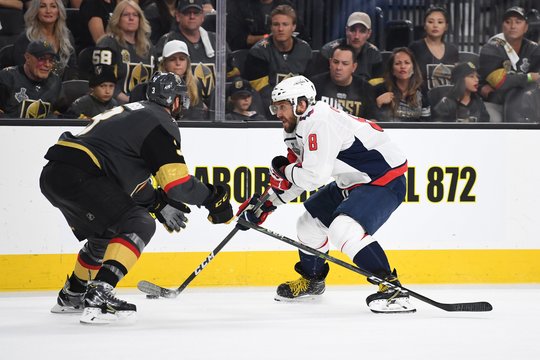 NHL finalas prasidėjo lygos debiutanų iš Las Vegaso pergale